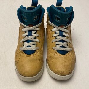 NIKE Air Jordan Jumpman Mid Shoes DZ 5578-700 Kid’s Size 12C